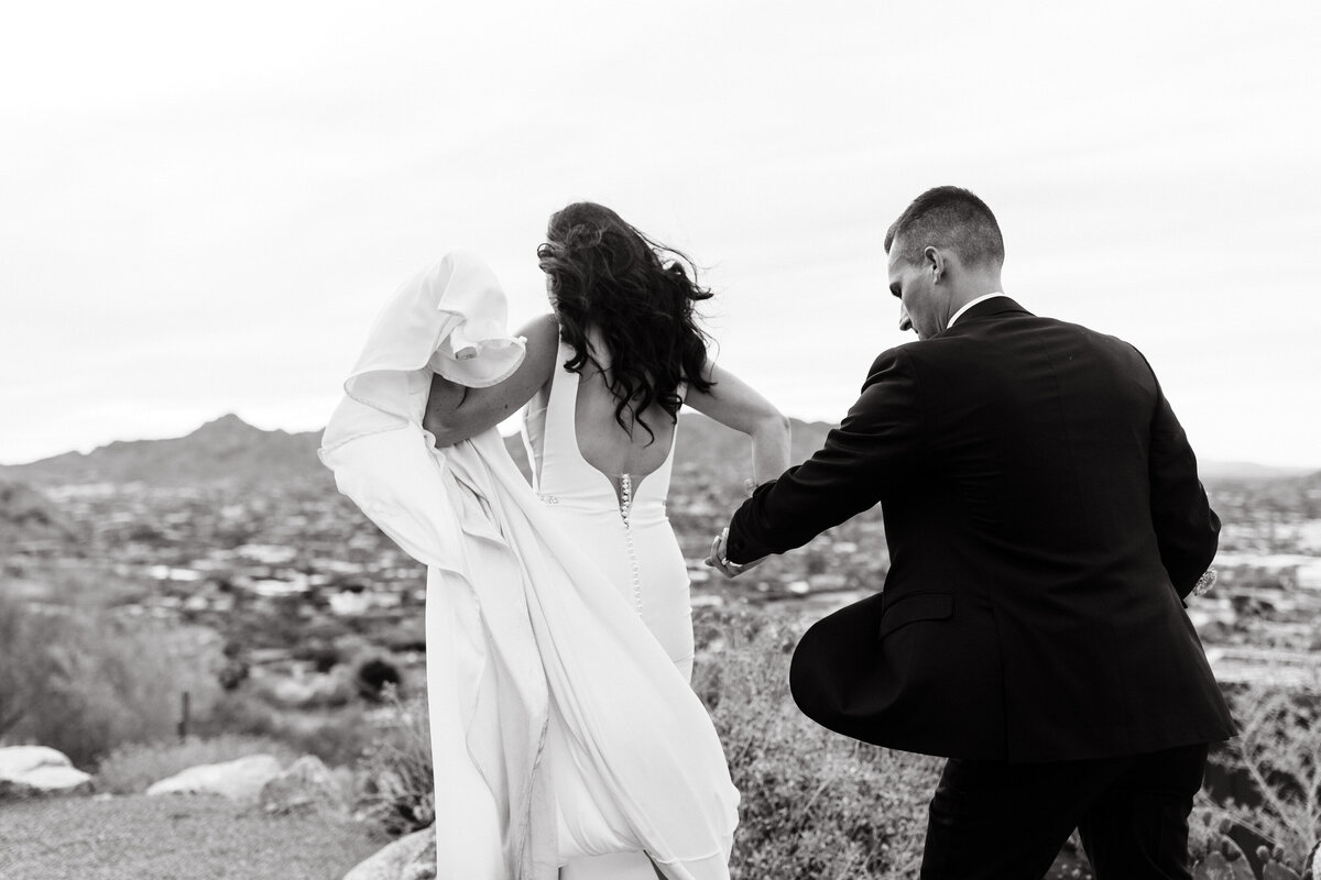 Sanctuary-Camelback-Mountain-Paradise-Valley-Arizona-Wedding-Photographer-Videographer-Cam-and-Larisa-019