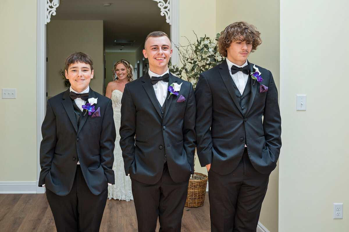 Detroit-Wedding-Photographer-The-Landing-189