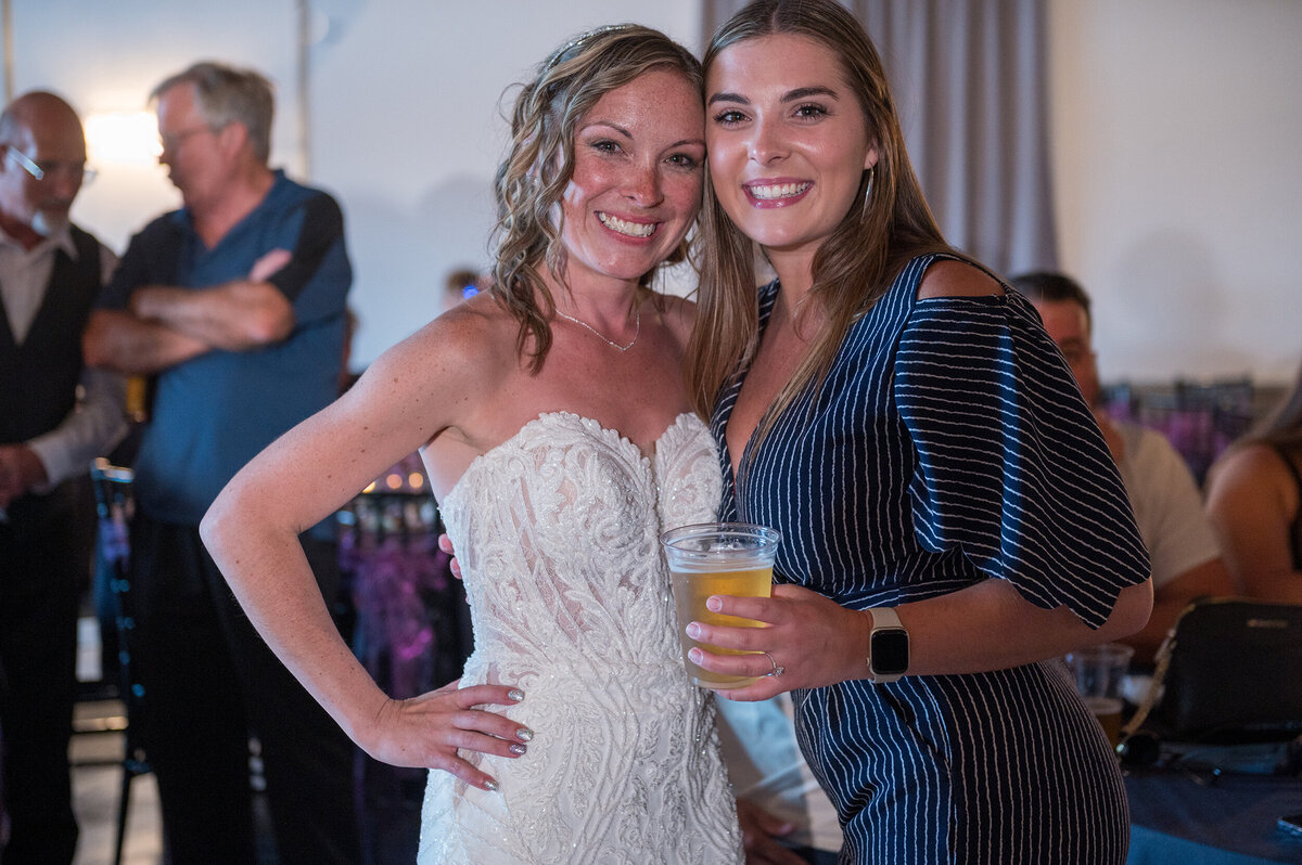 Detroit-Wedding-Photographer-The-Landing-245