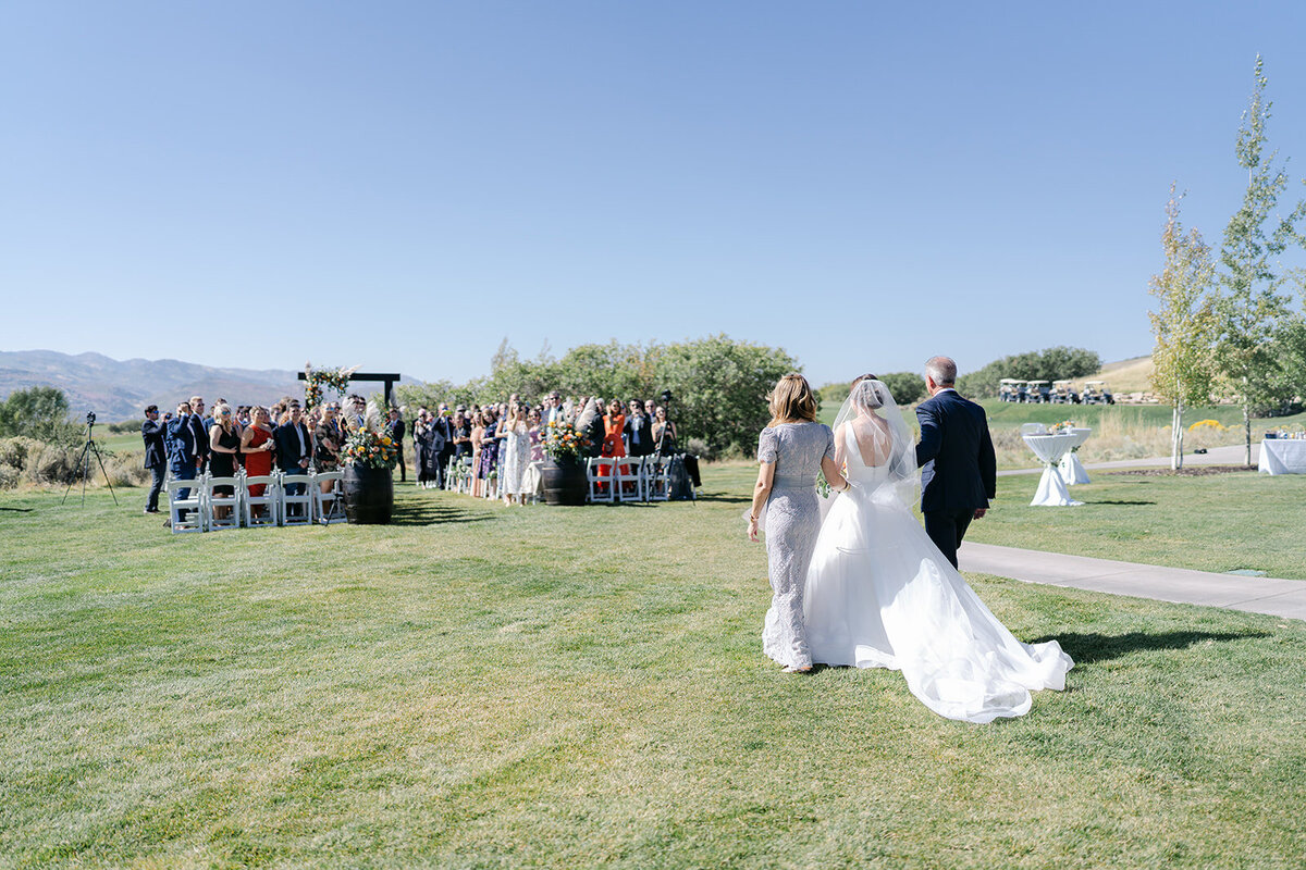 tuhaye-talisker-club-fall-golf-wedding-pepper-nix-2129-1732