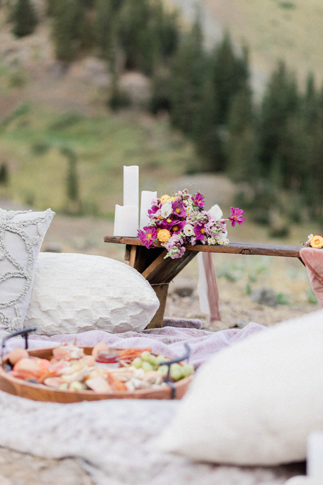 Telluride_Colorado_Summer_Sunrise_Picnic_Elopement_by_Diana_Coulter-93