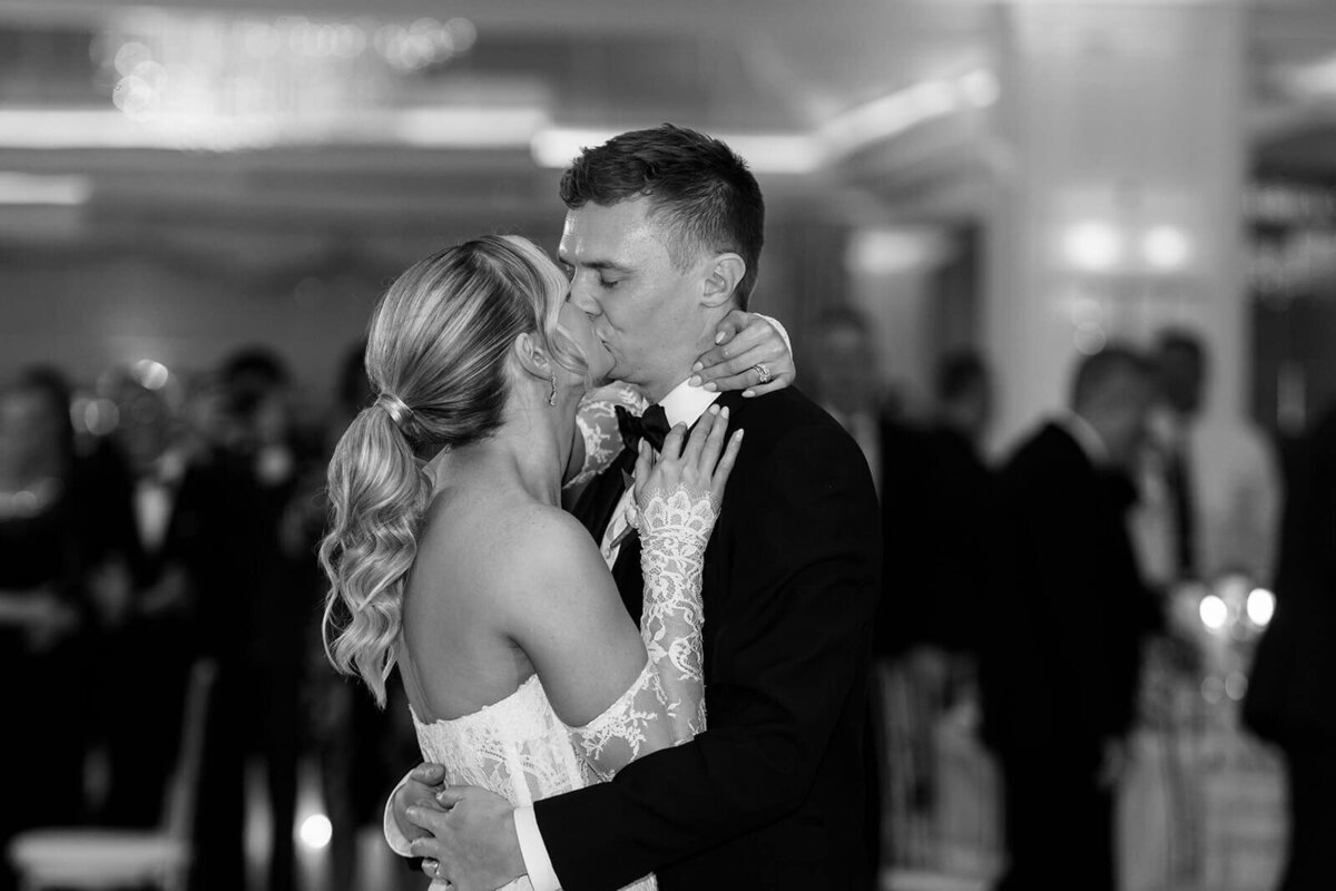 New Jersey Wedding Photographer_Egdewood Country Club_0137
