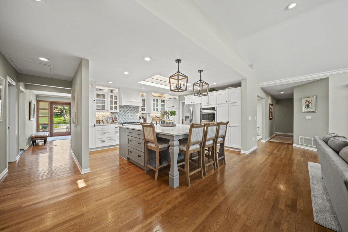 23-web-or-mls-A7402303