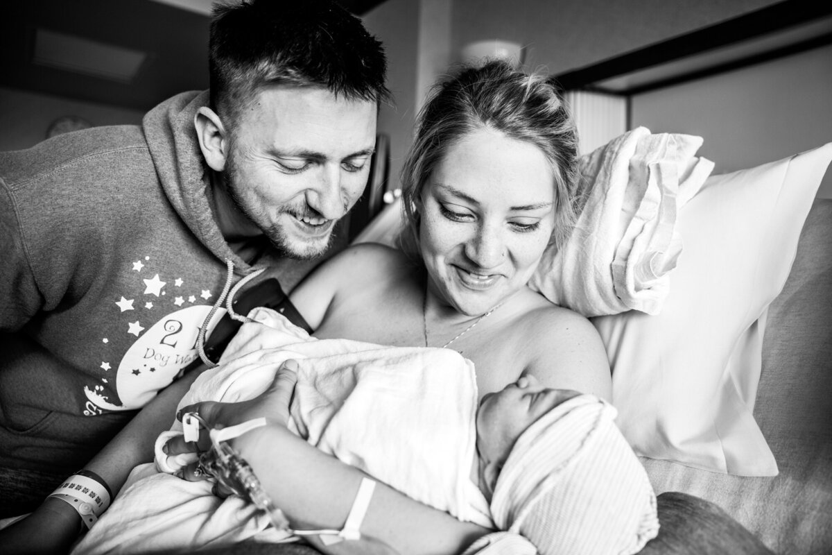 Birth Story Studio Minneapolis St. Paul Maple Grove Twin Cities Minnesota Newborn Maternity Birth Family Photography Photographer Stephanie Lecker - WEB-37