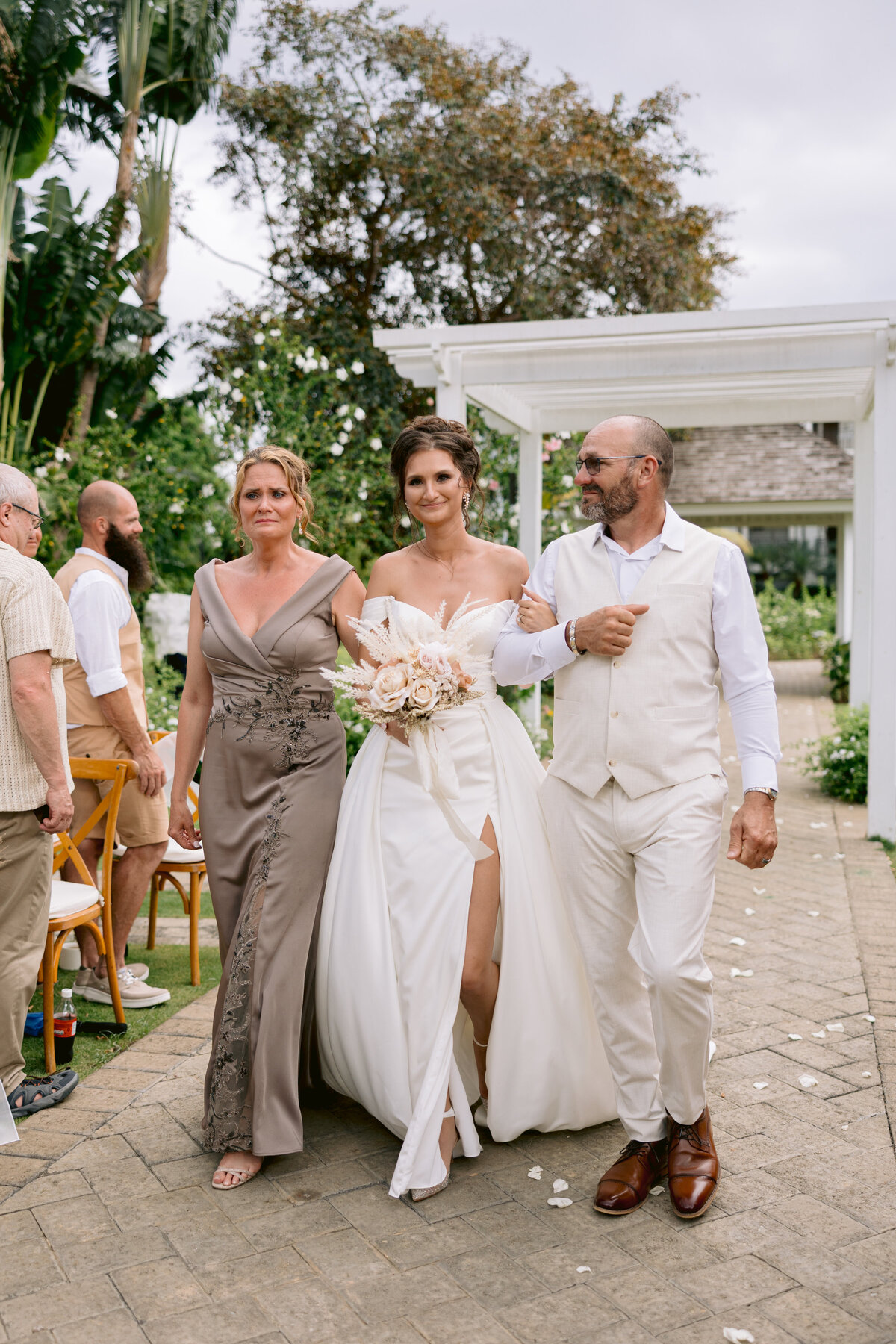 SydniePetersWedding_0103