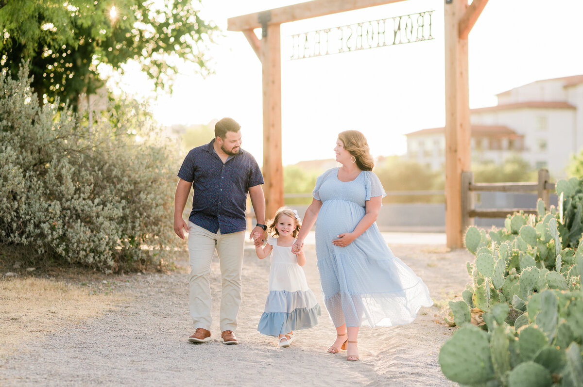 Family2022KGPWebsite-37