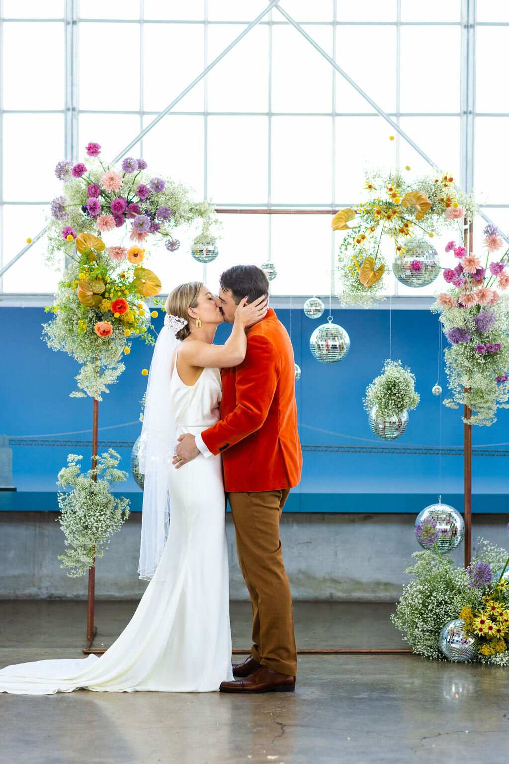The-wild-fleur-co-san-francisco-wedding-sf-florist-discoball-wedding--129