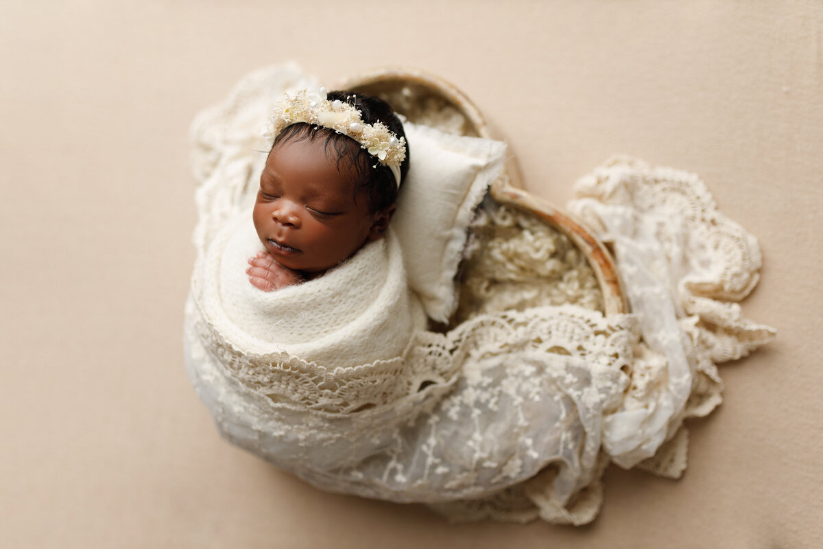 McDonough newborn photographer, Atlanta Newborn Photographer, Fayetteville newborn Photographer, Peachtree city newborn photographer, Hampton ga newborn photographer, marietta ga newborn photographer