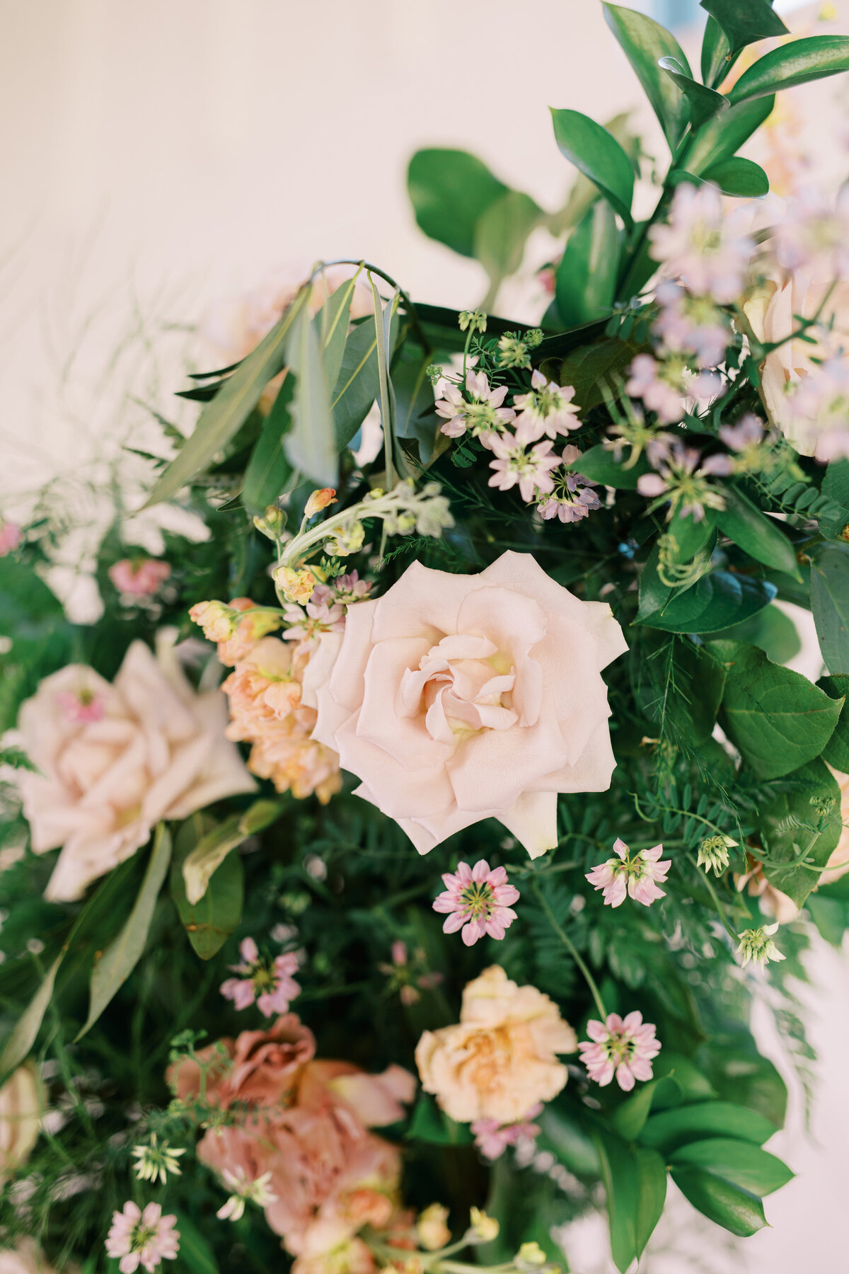 Meraki Design Wedding and Event Floral Studio Florist Wedding Flowers Full Service St. Louis Destination Luxury Floral Design Florists Designers Personal Unique Amy-Golding-Wedding-Photography-Emily-Kaleb-Wedding-2022-468