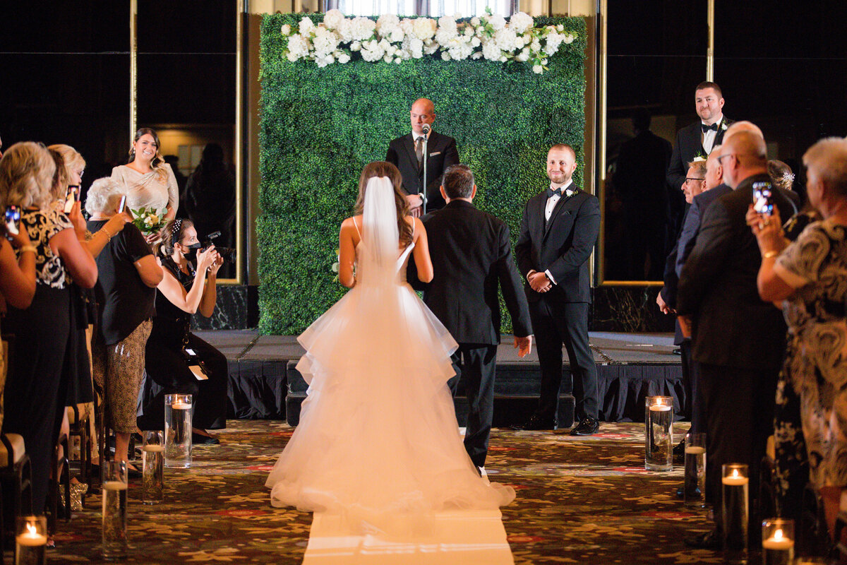 wedding ceremony in the urban room