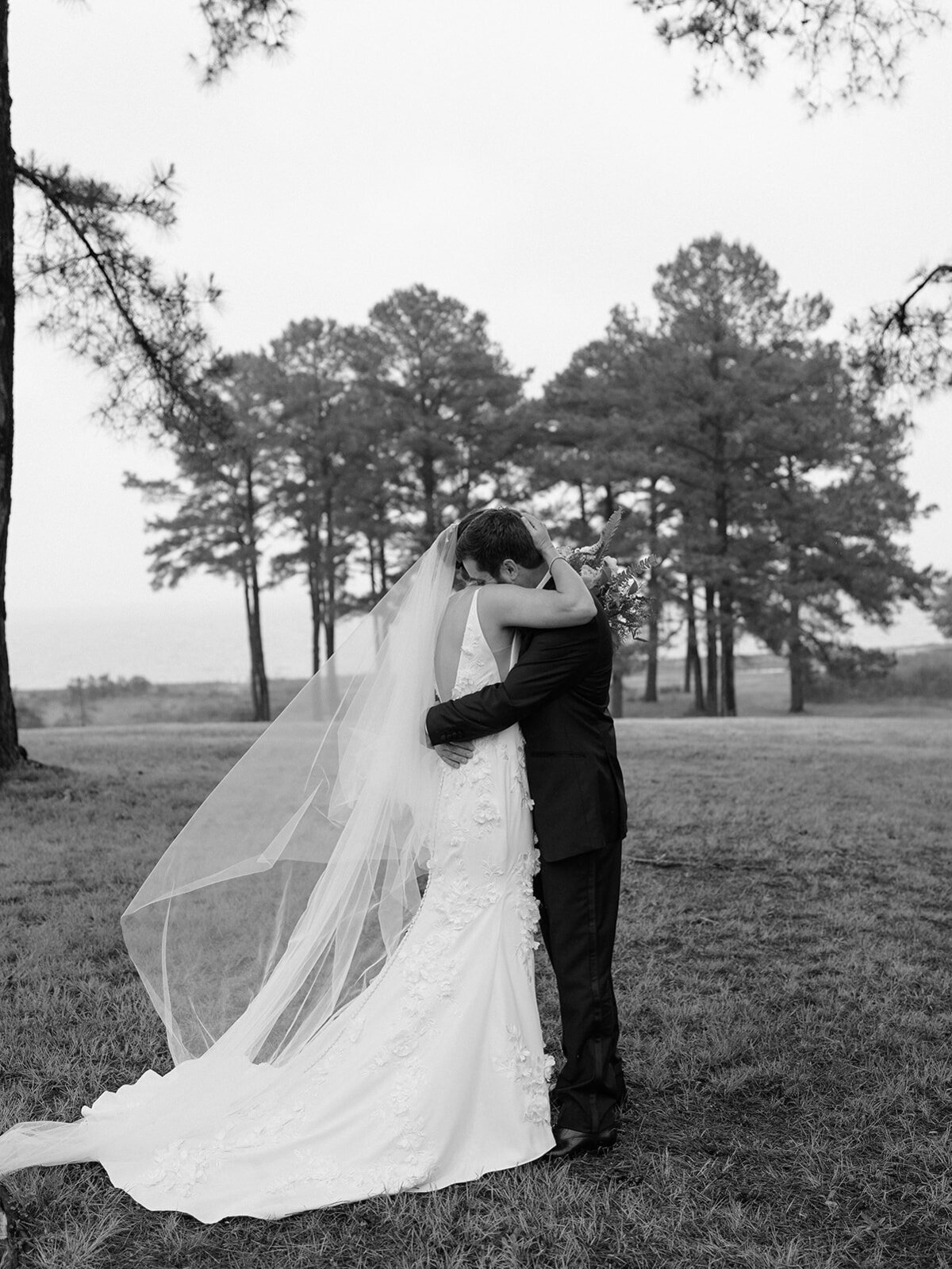 240518_PatrickEmilyWedding_Preview_093