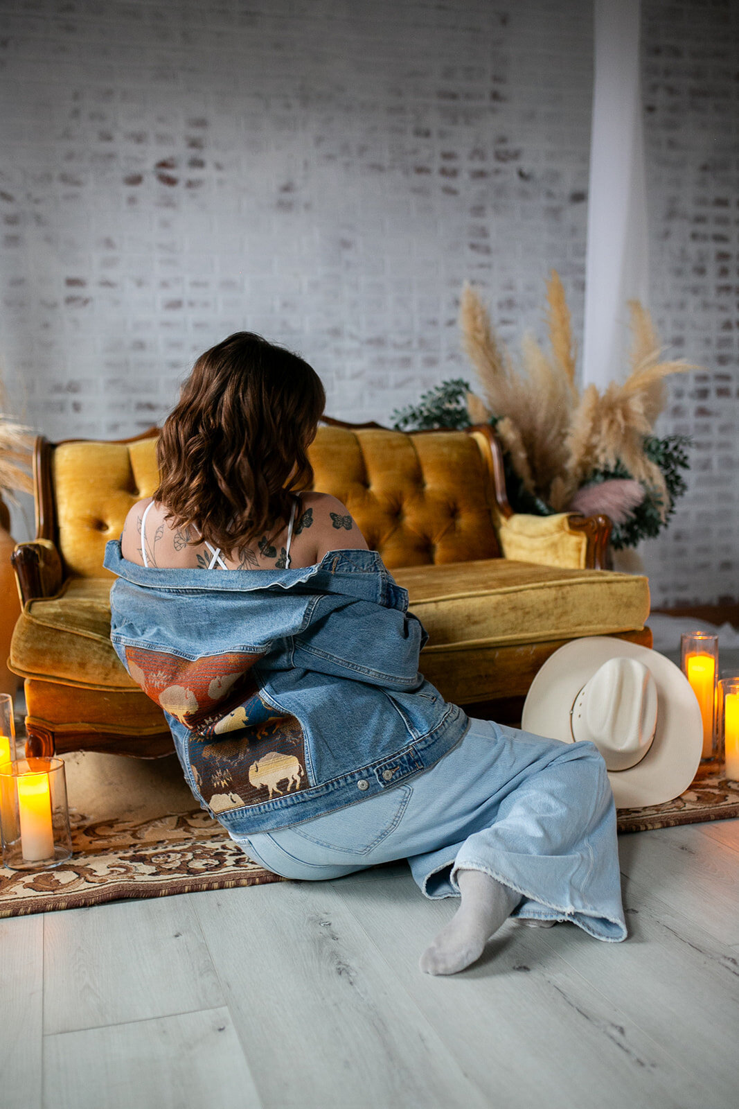 Western-Maternity-Boudoir-23