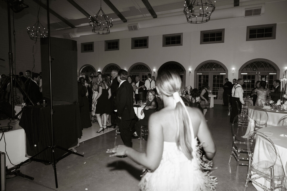 158_wedding-reception-dancing