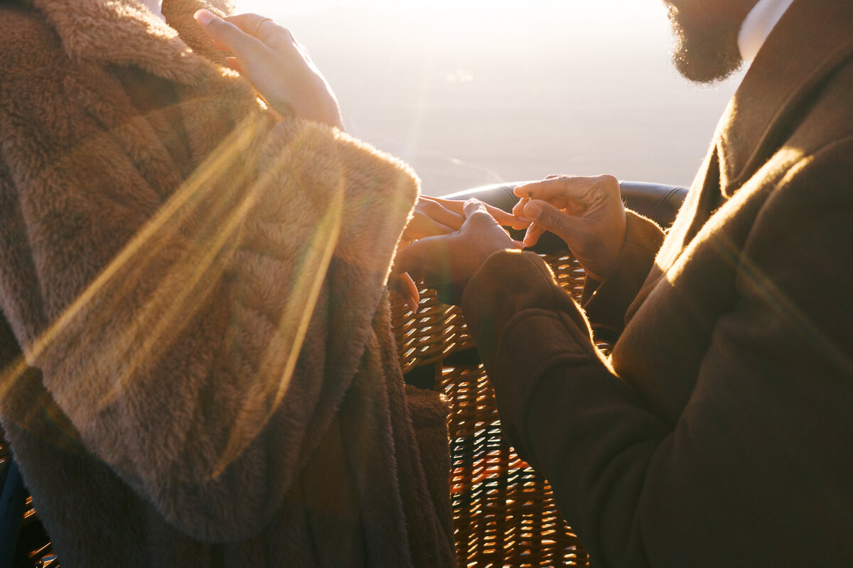 hot-air-balloon-proposal-ring