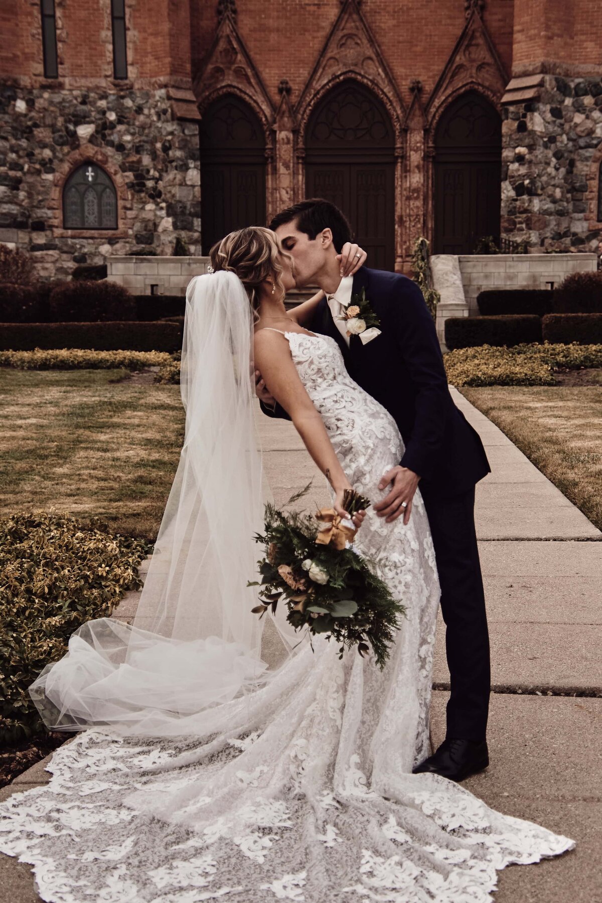Sycamore Hills Golf Course Macomb, Michigan Wedding_595
