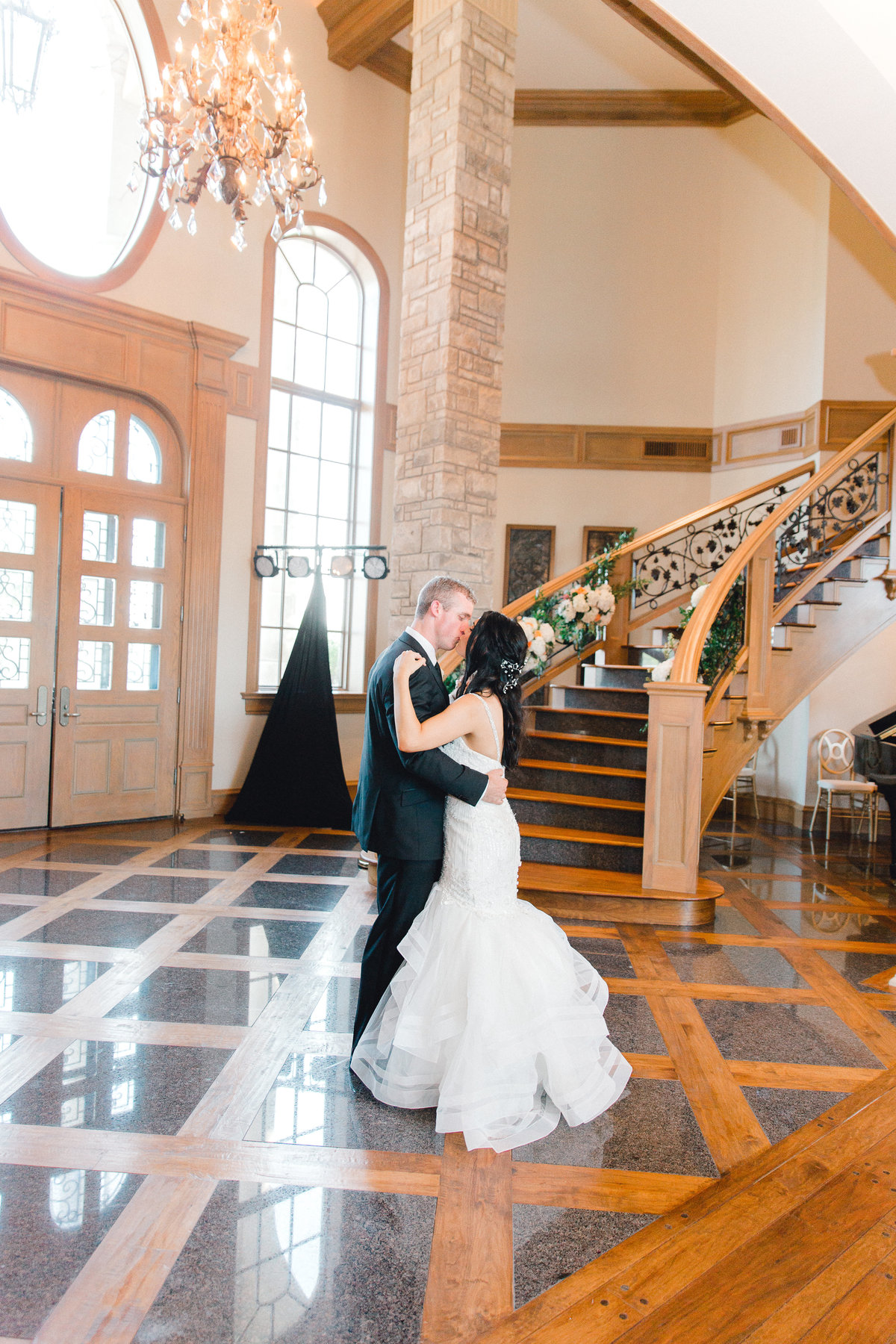 High-Pointe-Mansion-Wedding-Photography-Oklahoma-City-Wedding-Photographer-Holly-Felts-Photography-432