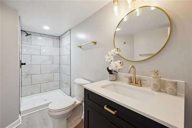 Bright and inviting staged bathroom showcasing functional design for quick home sale