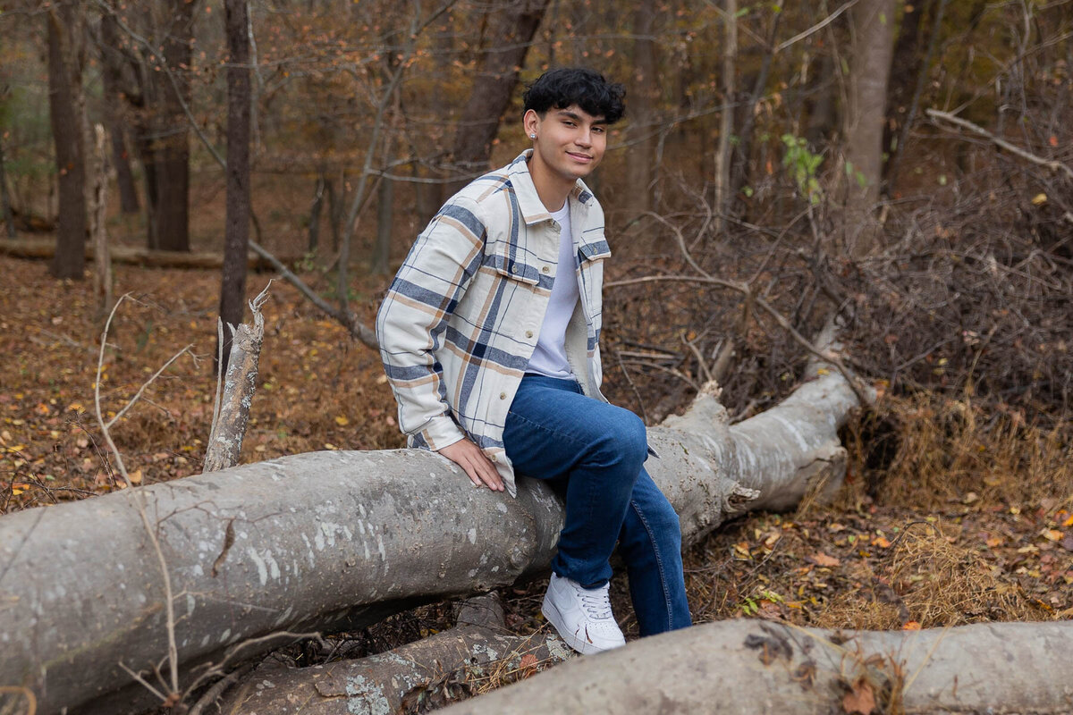 Best-Gwinnett-Senior-Photographer-01