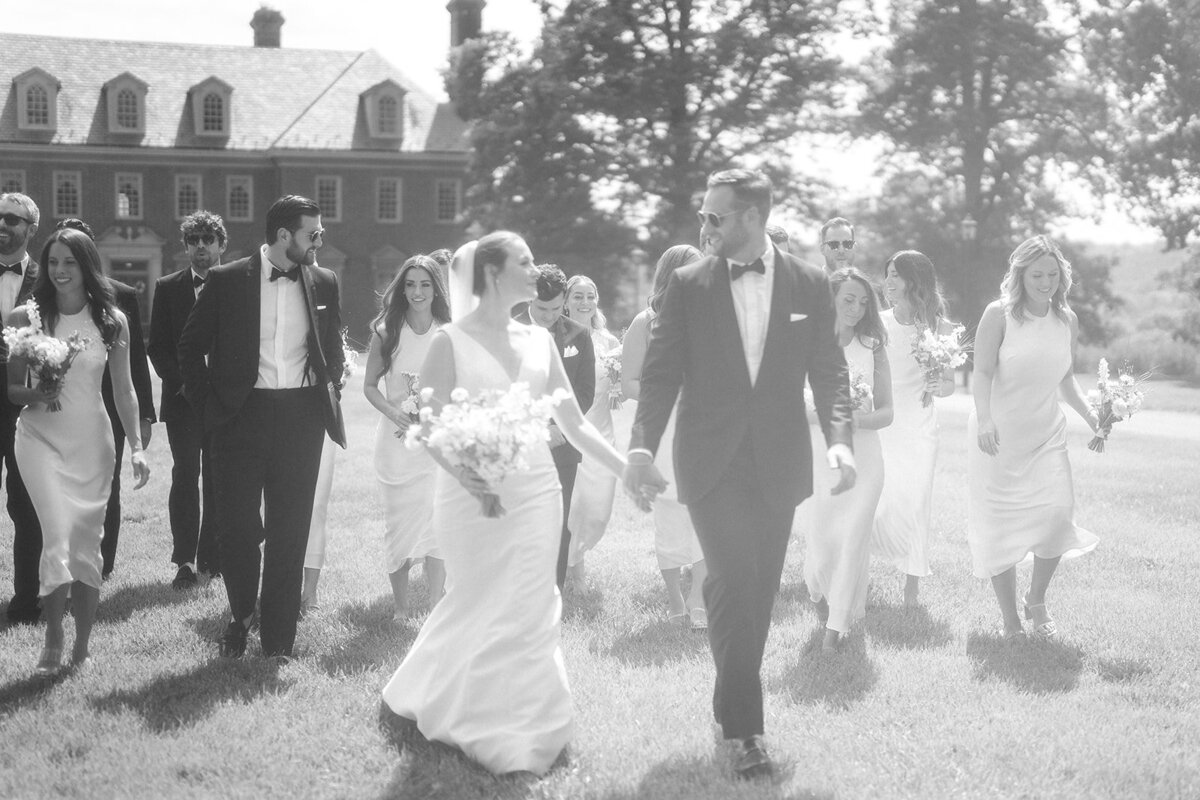 Hannah Malloy Virginia Wedding and Family Photographer