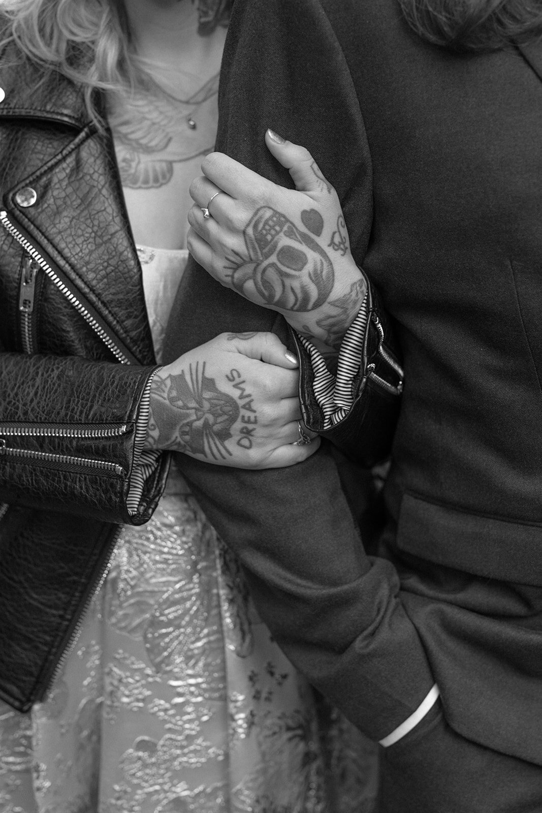 toronto-city-elopement-darling-mansion-wedding-photogrphy-intimate-modern-stylish-2458