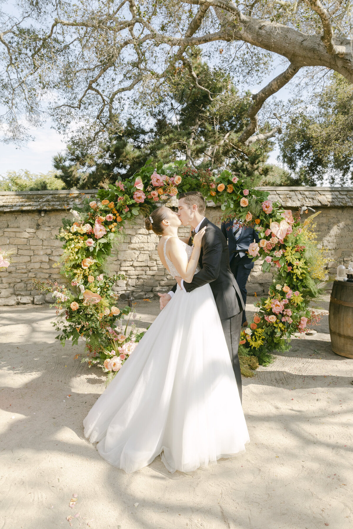 PERRUCCIPHOTO_BARN_AT_COOPER_MOLERA_WEDDING71