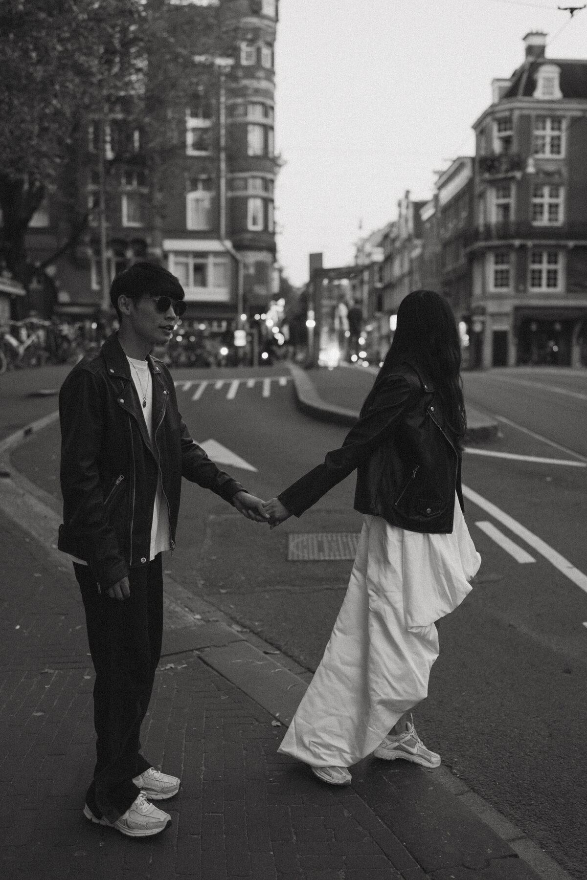 blue-hour-couple-photoshoo-photographer-amsterdam-inhosuecapture-1-20