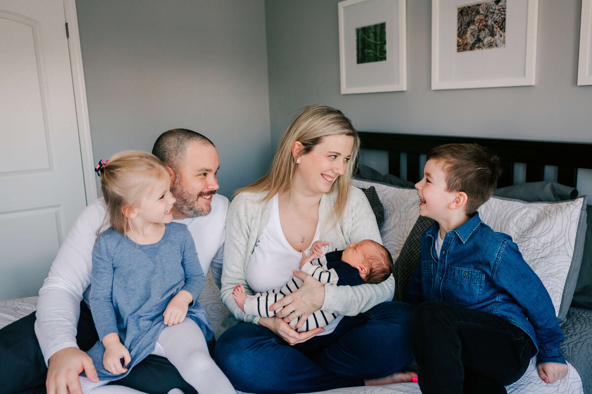 Toronto-Newborn-Photographer-9487