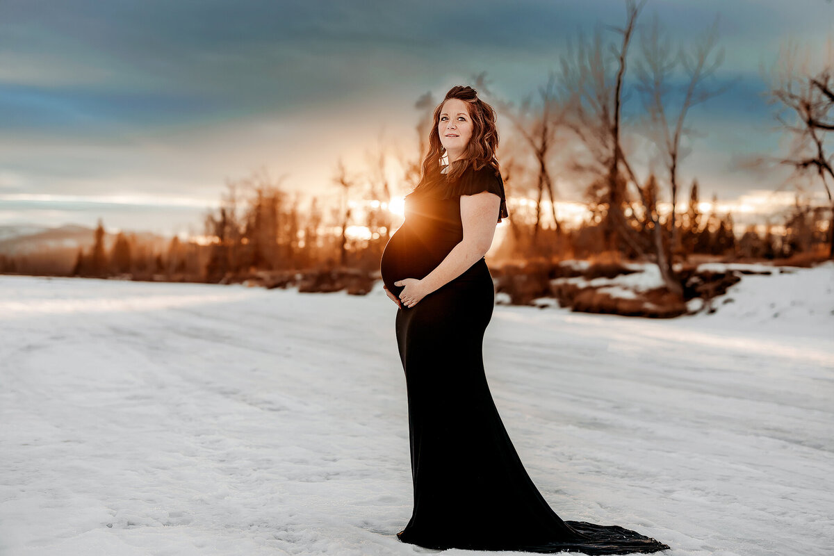 kalispell maternity photography_maternity photographer near me.jpg