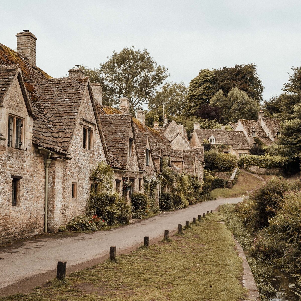 Cotswolds-England-Find-Us-Lost--4