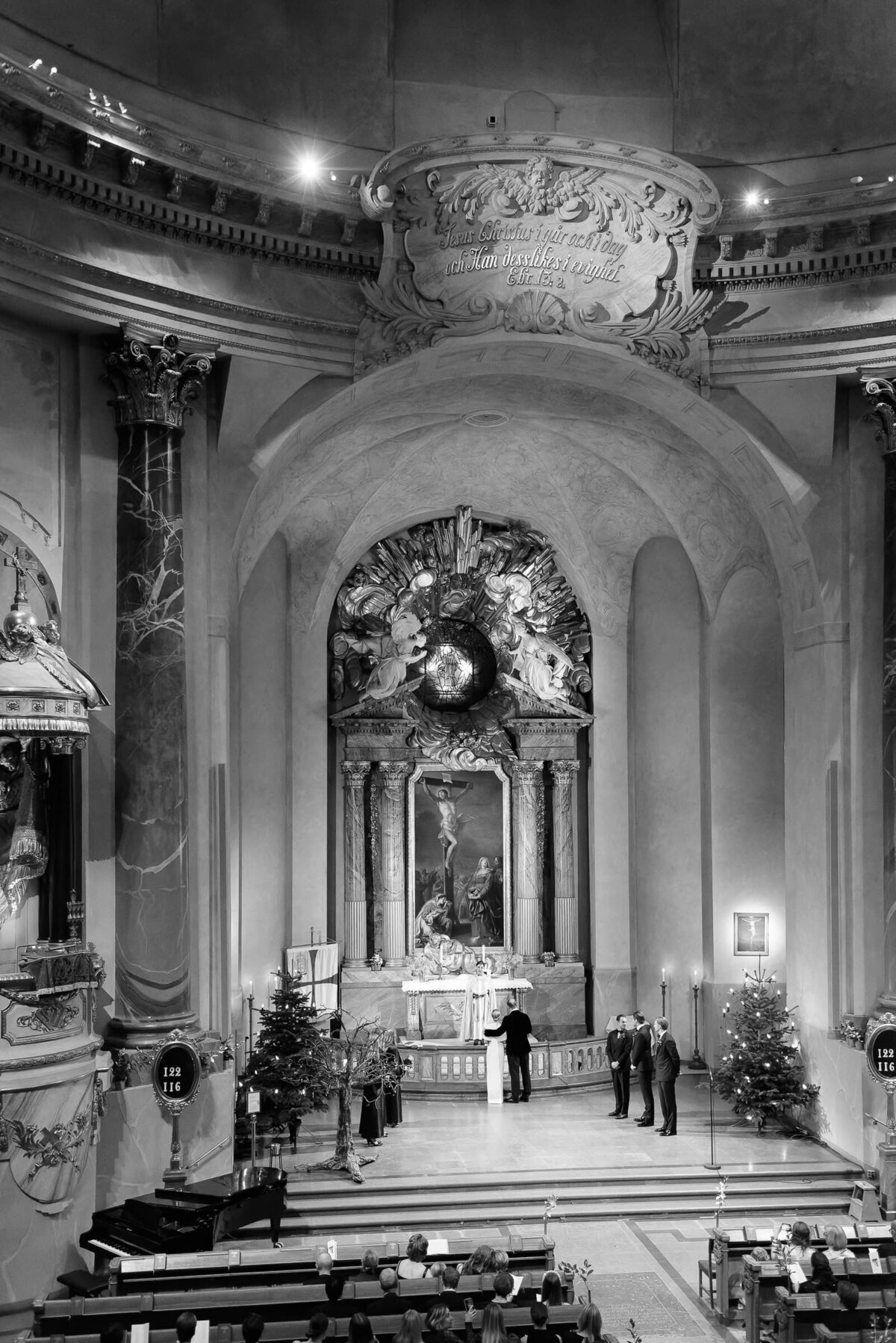 Destination Wedding Photographer Anna Lundgren in Stockholm City wedding in Stockholm Sweden_020