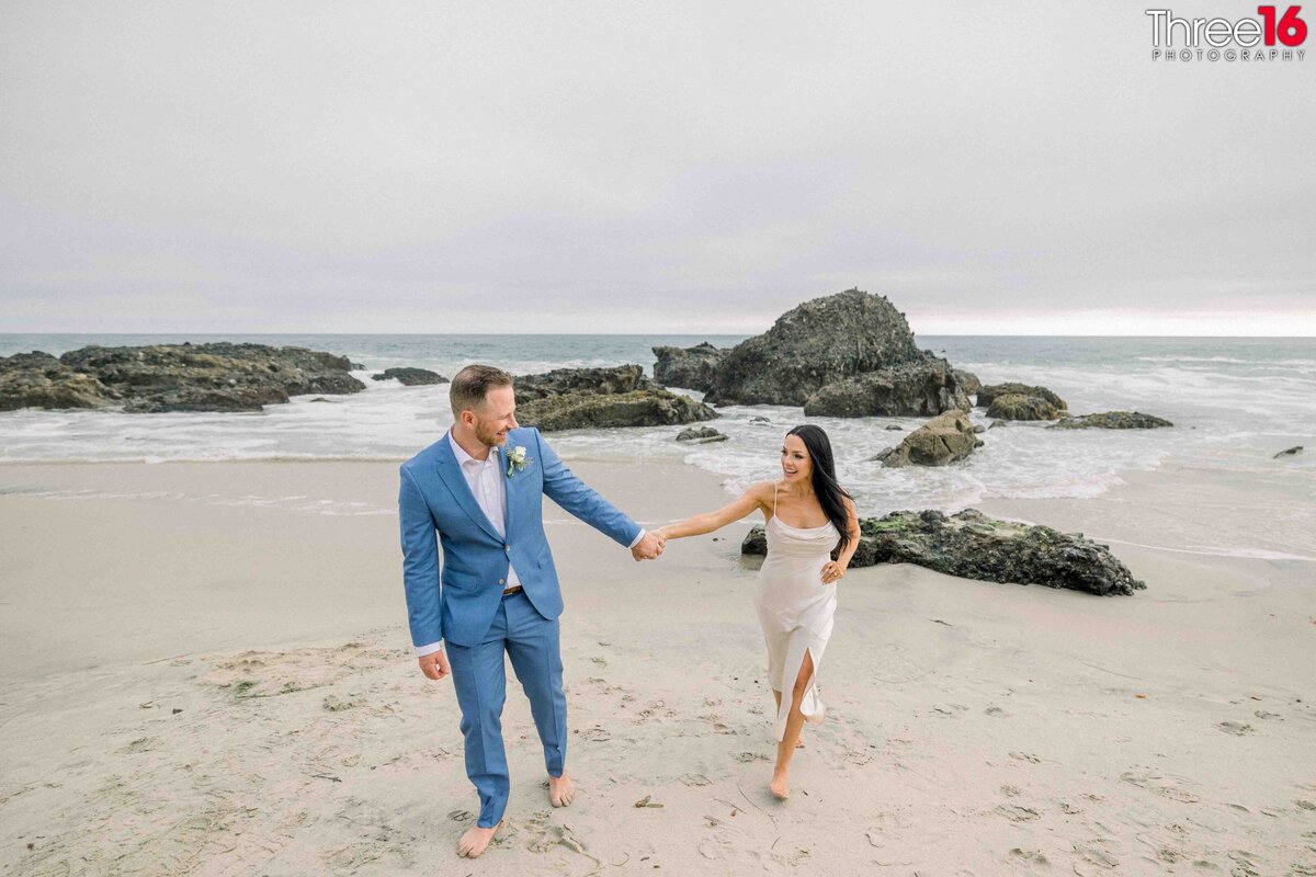 Woods Cove Engagement Photos-1014