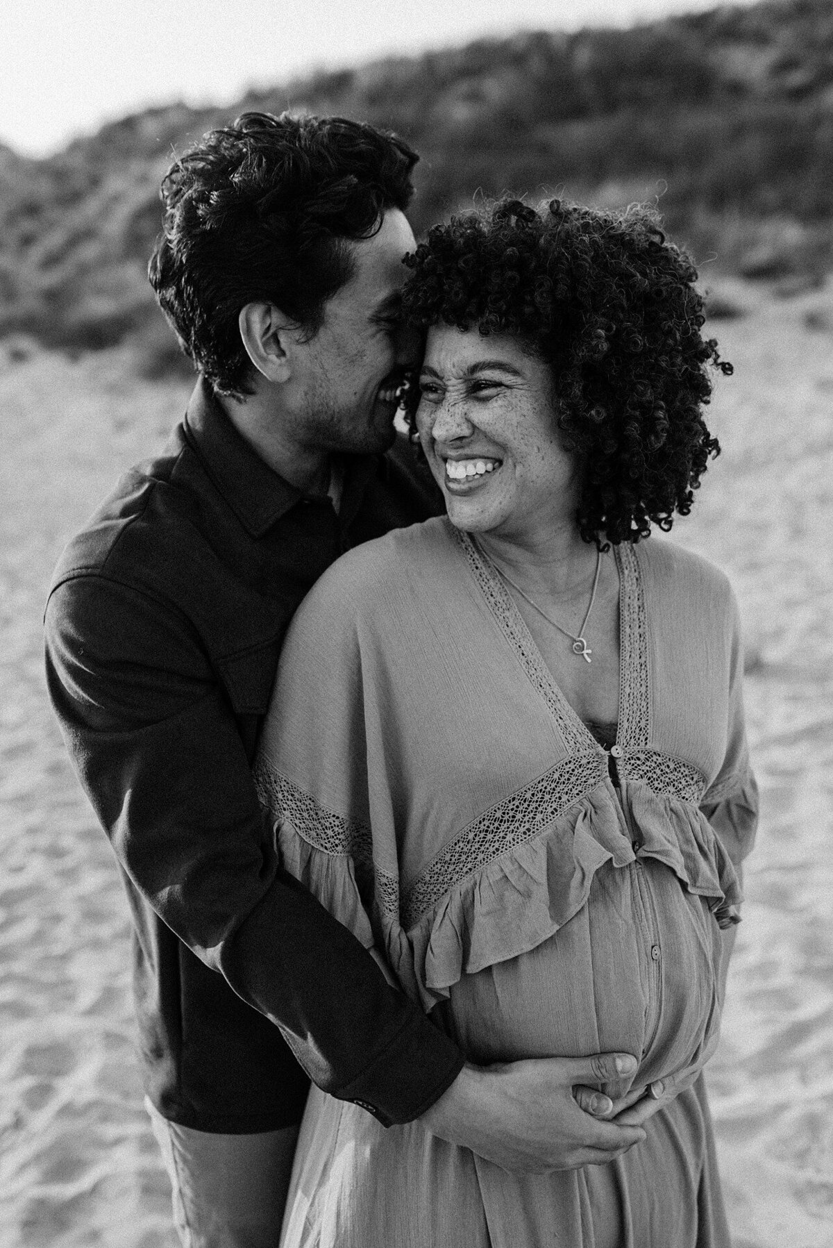 13-LouiseBoonstoppelFotografie_zwangerschapshoot_den_haag_duinen