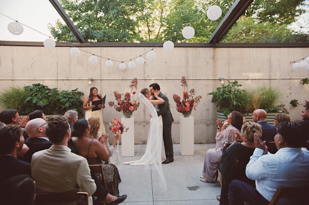 Emily&JulianBrooklynWeddingFilm-102