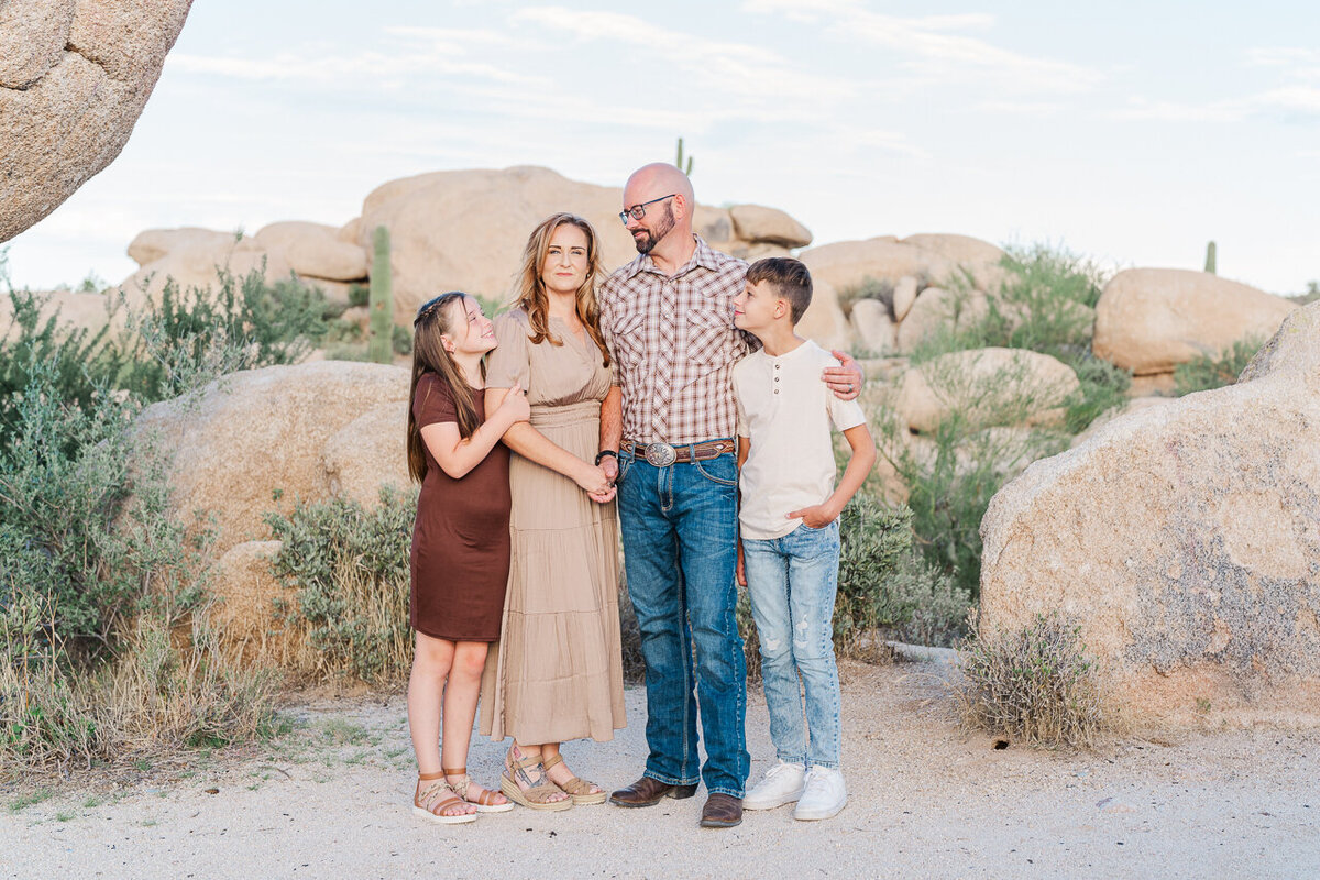Gilbert-Arizona-Senior-Graduation-photographer-makayla-gabrielle-2