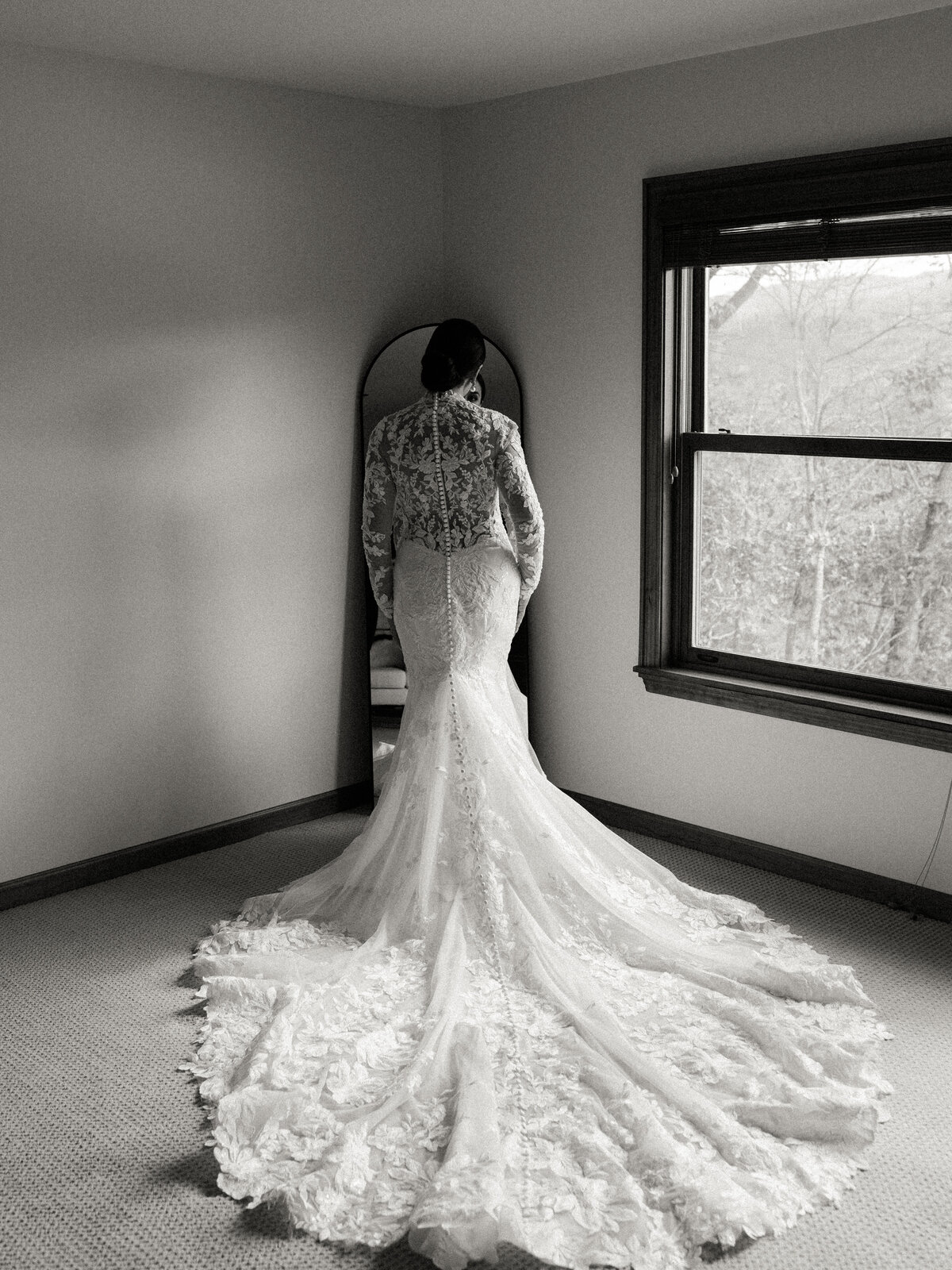 Daniel & Jamie - Bride Getting Ready - Lonesome Valley, Sapphire, North Carolina - Chrissy O'Neill & Co. - South Florida Wedding Photographer-225