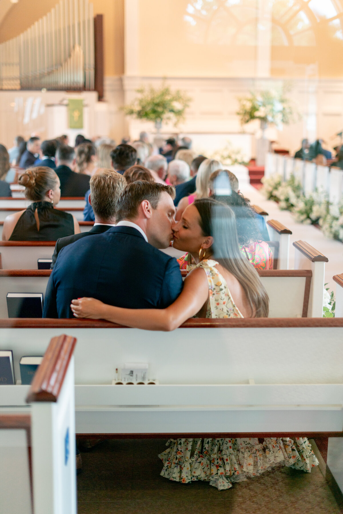 Savannah-Jamey-Country-Club-Buffalo-Summer-Wedding-8