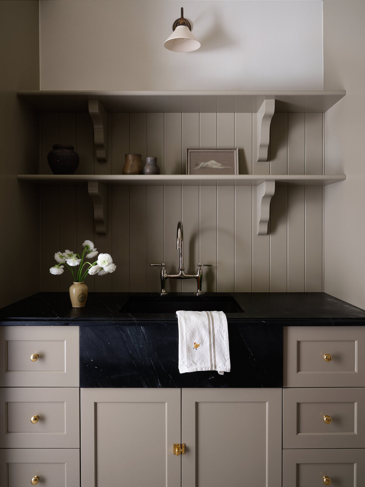 house-franc-hillside-hideaway-bathroom-remodel-renovation-jamie-sigler-home-laundry-room-mudroom-mushroom-soapstone-countertops-sink-vintage-inspired-moody-interiors-austin-texas