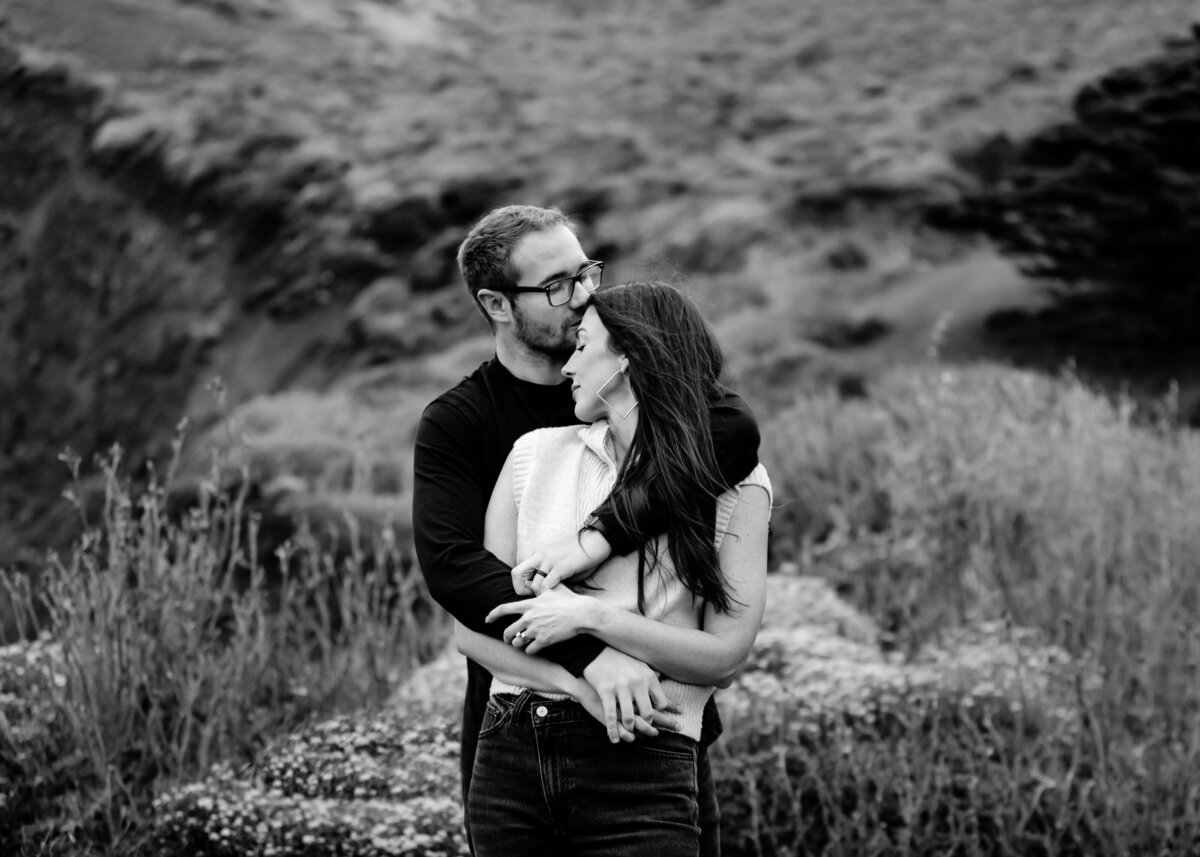 05312023_Makenzie+Gavin_RodeoBeachCA_AnjaJensenPhotography-71
