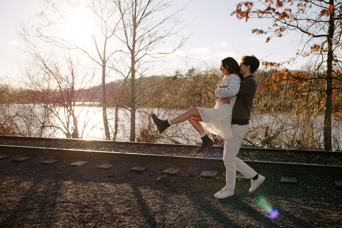 upstate-new-york-fall-engagement