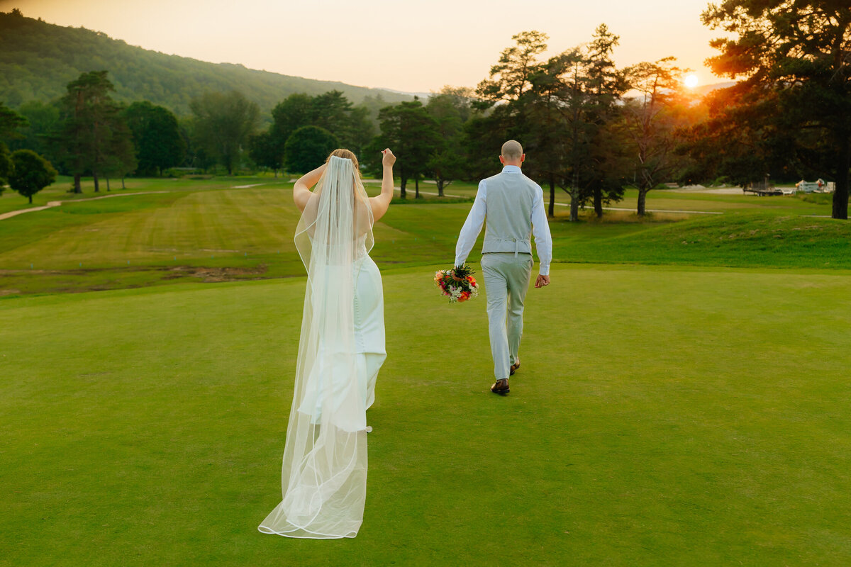 the-wenthworth-inn-wedding-jackson-nh-carlystorro-7