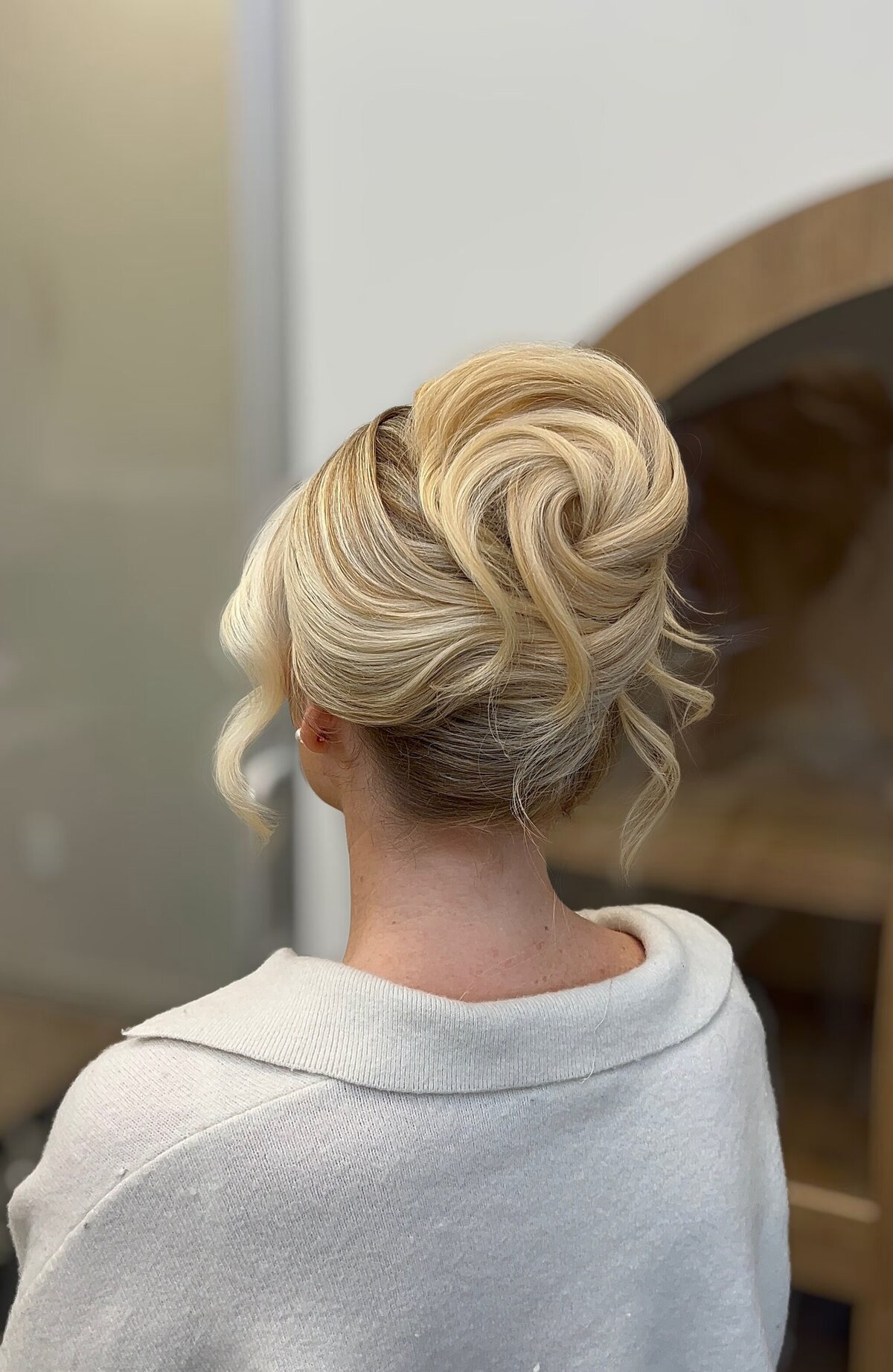 Facetune_15-10-2025-19-36-37