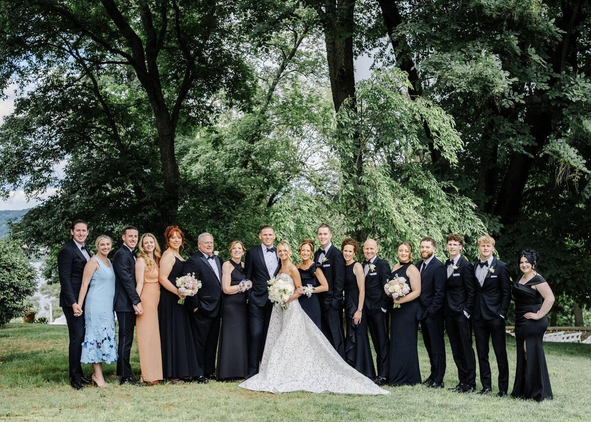 OliviaNoah_WeddingPreview075