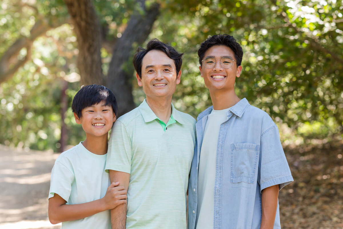 idyllic-oak-canyon-nature-center-family-portraits-13