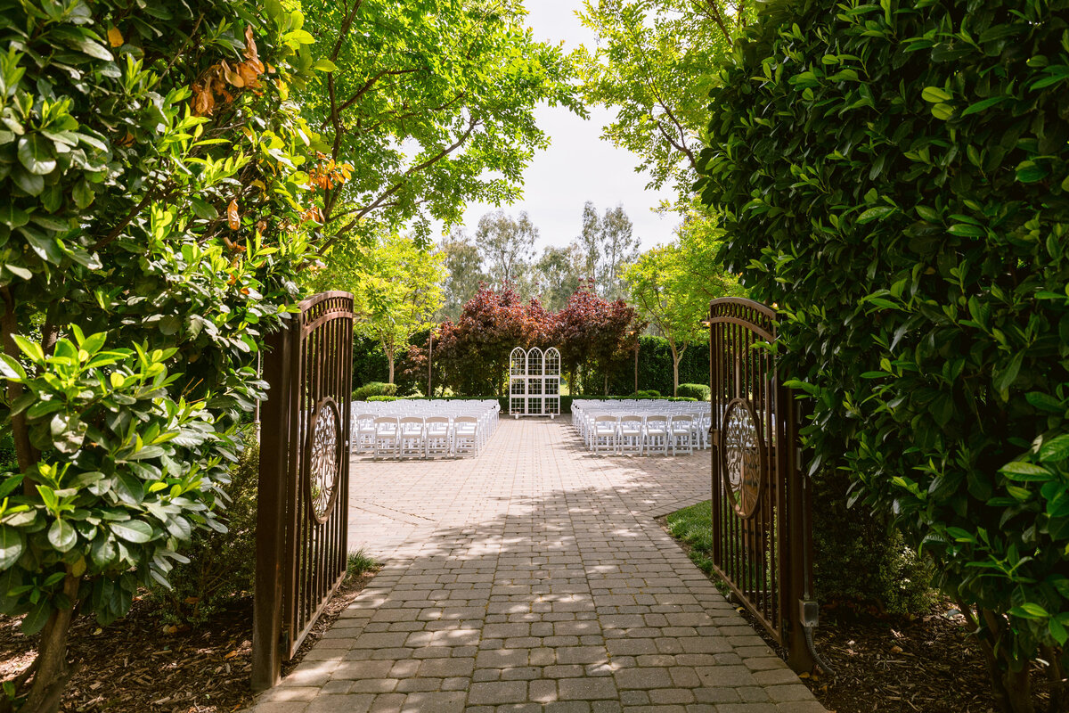 Lavish Moments Wedding Co. Wedding Photography Wedding Videography Wedding Content Creation Diane Nicole Photography Northern California Worldwide Destination TikTok Wedding Content 3