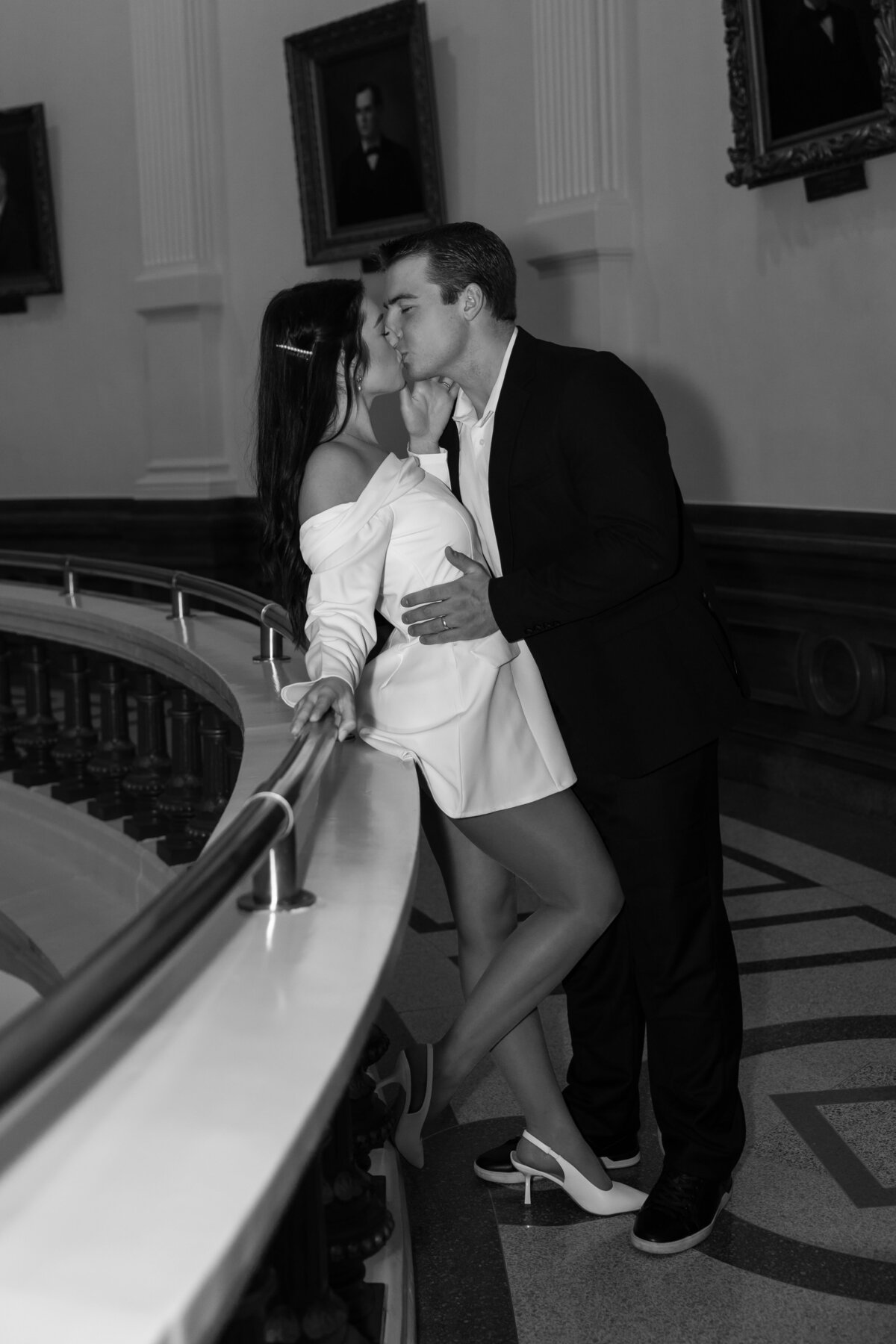 Downtown Captiol Engagement Photoshoot
