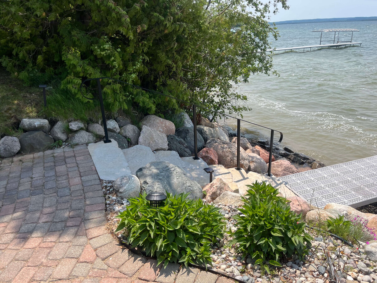 Outdoor Flatbar Rail