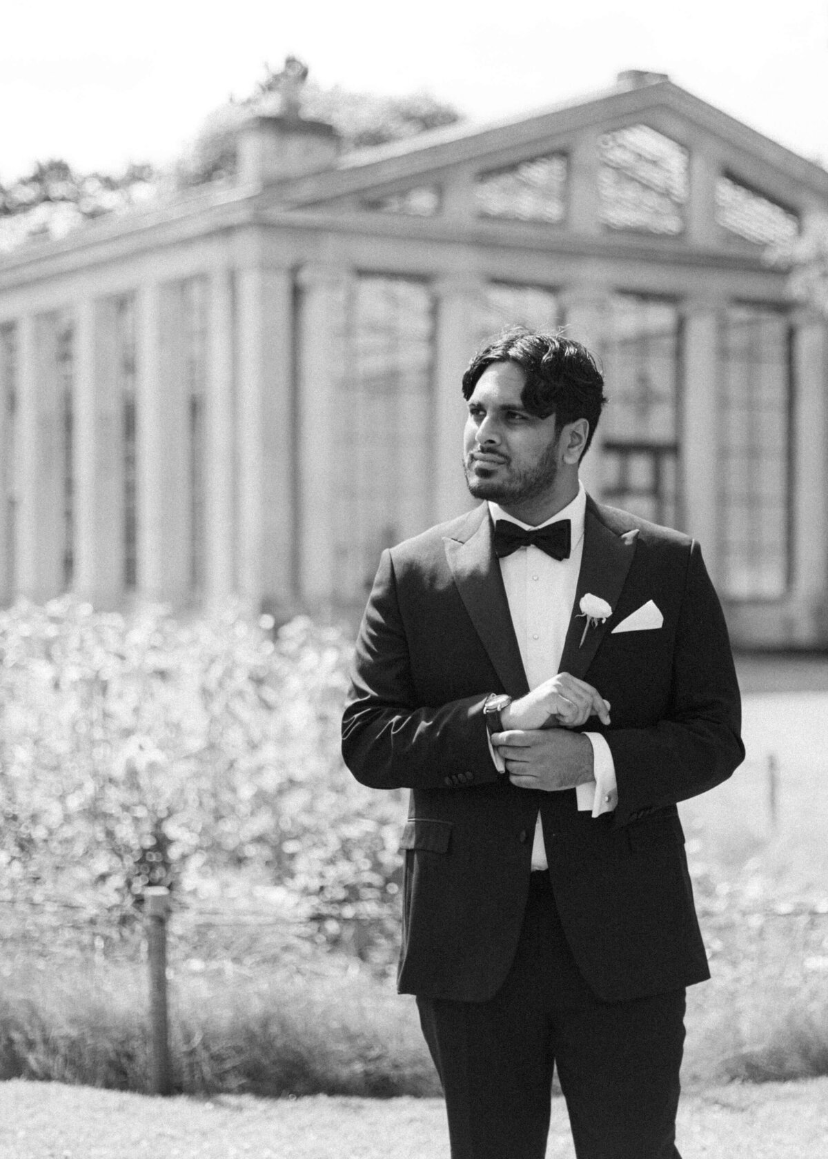 Anna-Vish-Wedding-Kew-Gardens-Chloe-Lowe-Photography-094