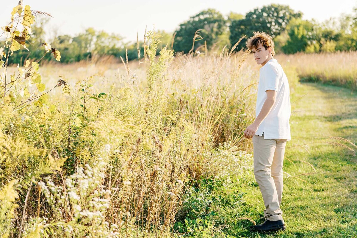 ow-senior-guy-photos-21