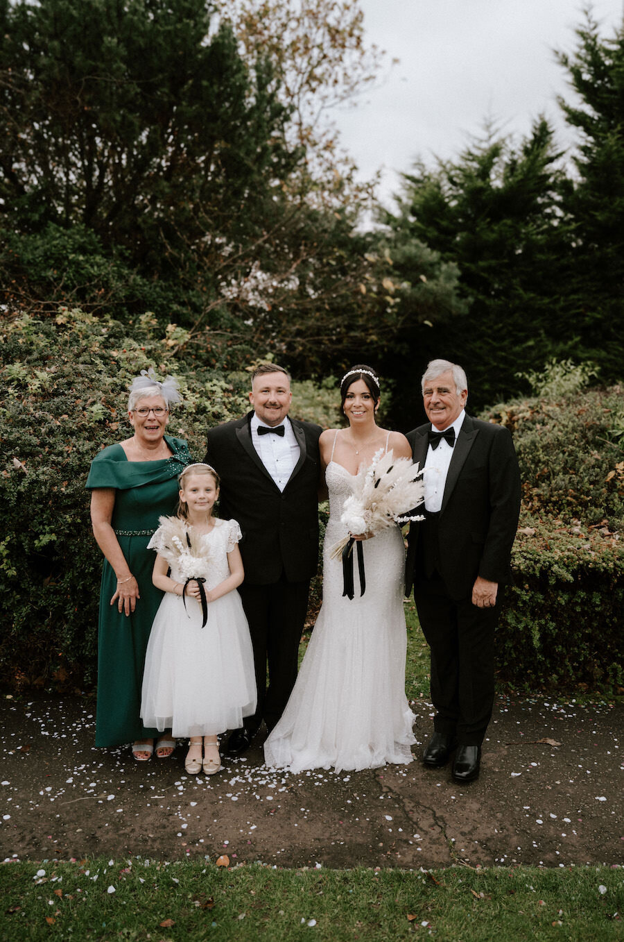 Nicola-Campbell-Timeless-Wedding-Photographer-Scotland-Doubletree-by-Hilton-North-Queensferry-Mr&MrsDavidson-1 2