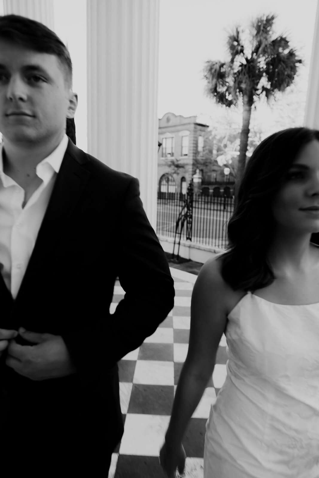 Black & white Charleston engagement photo
